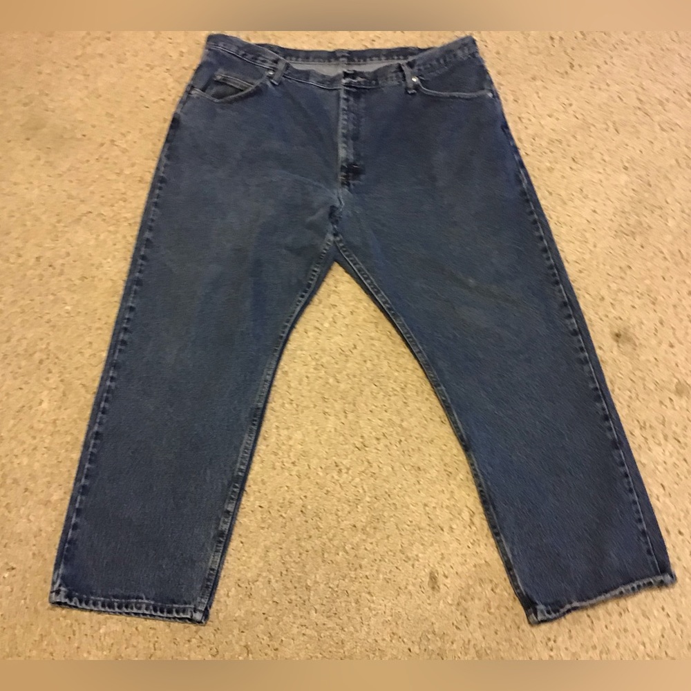 WRANGLER MENS RELAXED JEANS 42 x 29 GUC